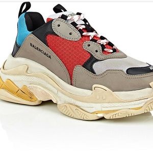 Valencia’s triple S authentic